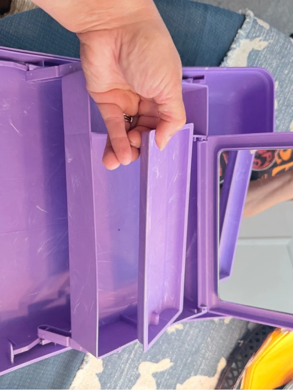 Caboodles Purple Plastic Cosmetic Box with Colorful Geometric Logo 90s